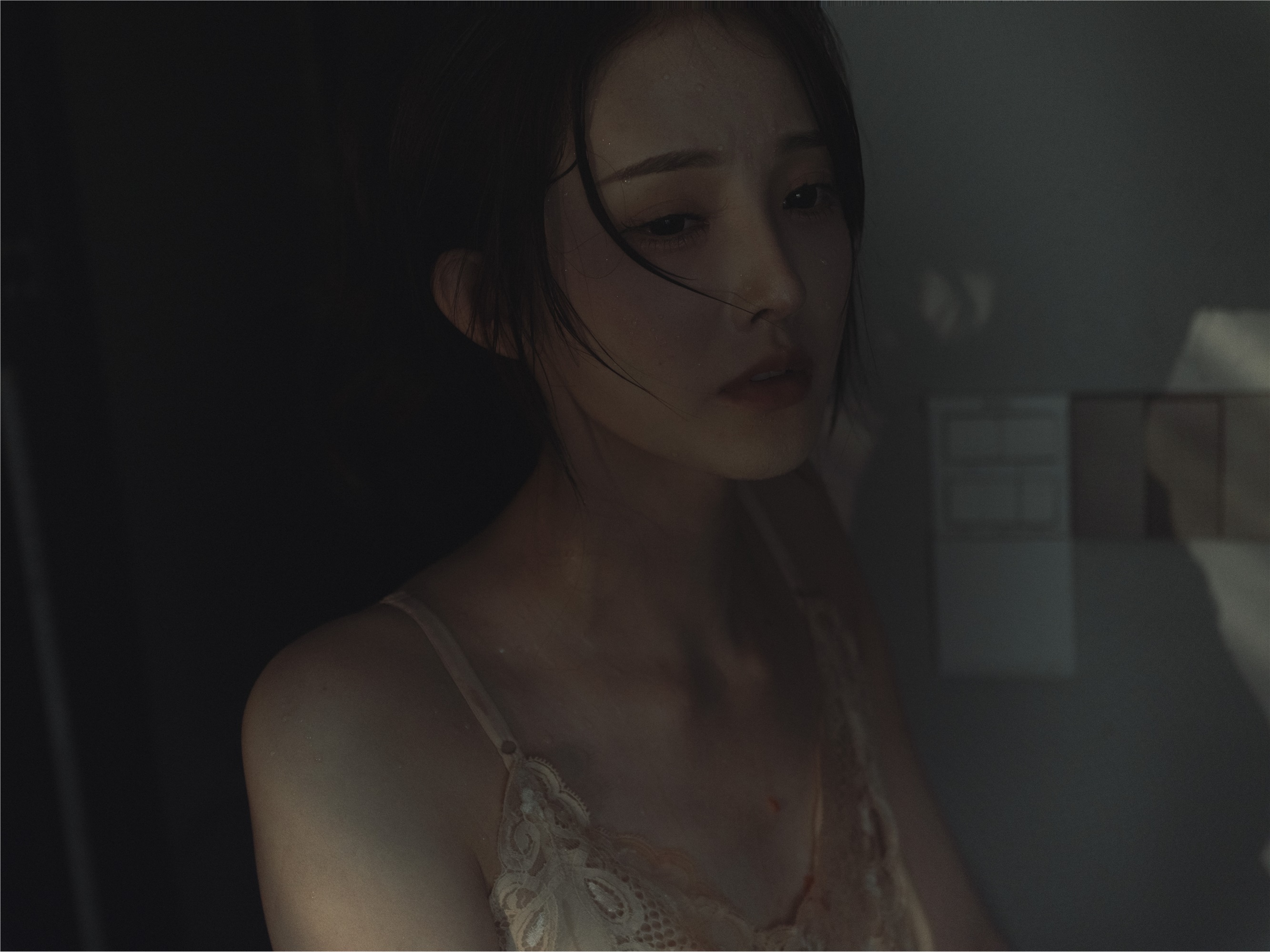 YITUYU艺图语 2025.01.15 转身离别 文文子